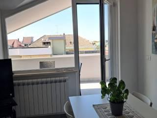 Mansarda via Vomano 8, Centro, Francavilla al Mare — foto 3 di 11