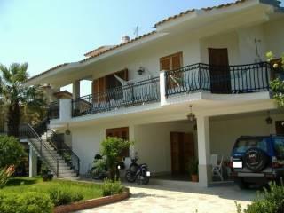 Villa a schiera 3 locali, buono stato, Fontane Bianche, Siracusa — foto 8 di 13