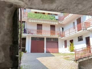 Bilocale via Ca' Curti, Centro, Palazzago