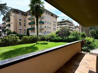 Appartamento via Cavour, Centro, Bolzano — foto 2 di 7