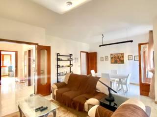 Appartamento via Emanuele Paparo, Centro, Vibo Valentia — foto 9 di 43