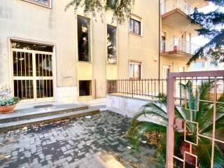 Appartamento via Emanuele Paparo, Centro, Vibo Valentia — foto 25 di 43