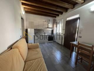 Trilocale via Valle 9, Centro, Valle Salimbene — foto 17 di 21