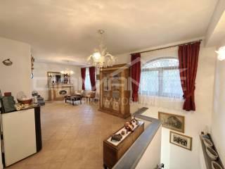 Villa unifamiliare via Elio Vittorini 10, Centro, Pedara — foto 2 di 22