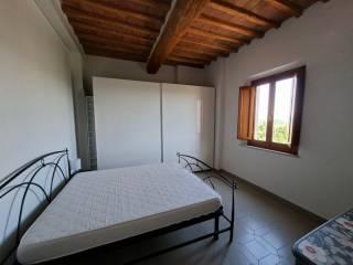 Trilocale ottimo stato, primo piano, Centro, Palaia — foto 3 di 5