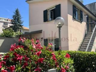 Appartamento in villa corso Buenos Aires, Centro, Lavagna — foto 18 di 29
