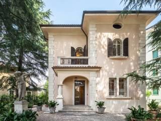 Villa unifamiliare via Pola, Borgo Roma, Verona — foto 11 di 17