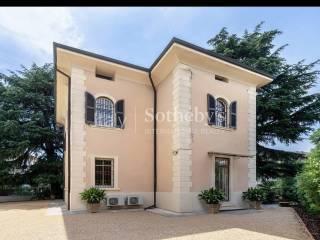 Villa unifamiliare via Pola, Borgo Roma, Verona — foto 6 di 17