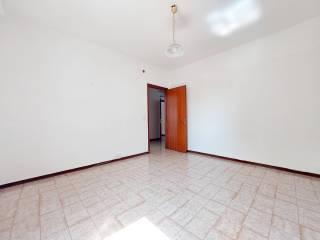 Quadrilocale buono stato, primo piano, Centro, Guastalla — foto 20 di 21
