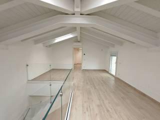 Attico via Cantoreggio 34, Masnago, Varese — foto 31 di 37