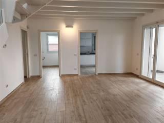 Attico via Cantoreggio 34, Masnago, Varese — foto 30 di 37