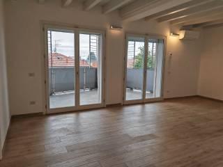 Attico via Cantoreggio 34, Masnago, Varese — foto 10 di 37