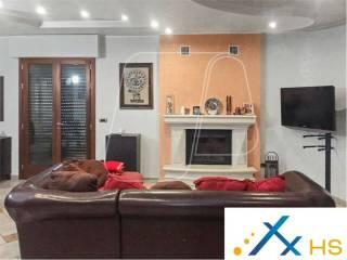 Appartamento ottimo stato, secondo piano, Centro, Carovigno — foto 13 di 17