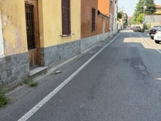 Trilocale via Camillo Benso di Cavour 15, Centro, Brugherio — foto 2 di 51