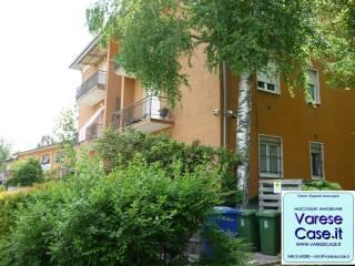 Trilocale via Varese, Centro, Ispra — foto 6 di 17