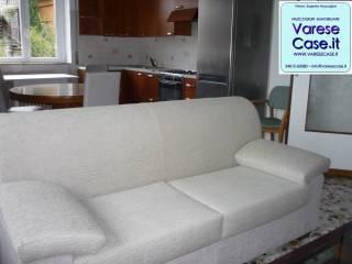 Trilocale via Varese, Centro, Ispra