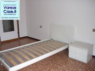 Trilocale via Varese, Centro, Ispra — foto 2 di 17