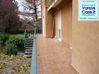 Trilocale via Varese, Centro, Ispra — foto 5 di 17