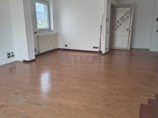 Appartamento via Piazzon, Centro, Creazzo — foto 6 di 10