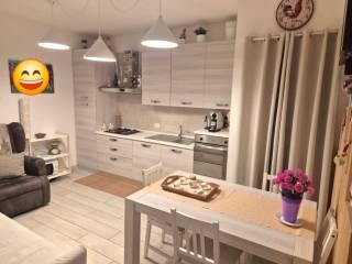 Appartamento via San Fiorino, Centro, Borno — foto 4 di 8