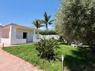 Villa unifamiliare via Lago Trasimeno 27, Fontane Bianche, Siracusa — foto 26 di 31
