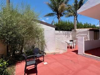 Villa unifamiliare via Lago Trasimeno 27, Fontane Bianche, Siracusa — foto 24 di 31