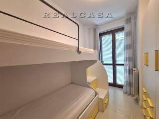 Trilocale nuovo, primo piano, Loreto — foto 11 di 14