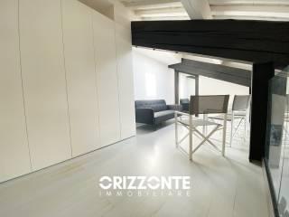 Attico piazza Libertà, Centro, Bassano del Grappa — foto 8 di 16