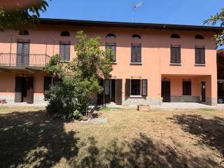 Trilocale Località Motta Grande, Oleggio Castello — foto 4 di 26