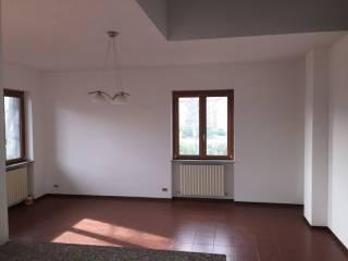 Villa unifamiliare via Giacomo Matteotti, Centro, Carnago — foto 6 di 13