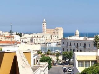 Trilocale largo Luigi Chiarelli, Trani — foto 21 di 31