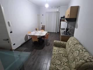 Trilocale via Catanzaro, Centro, Rosarno — foto 3 di 5