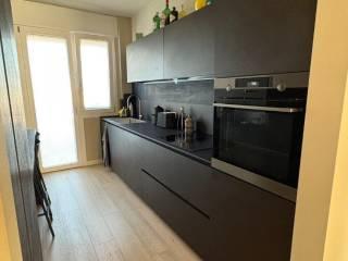 Trilocale ottimo stato, ottavo piano, Mestre, Venezia