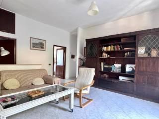 Quadrilocale viale Regina Margherita 61, Centro, Caprarola — foto 6 di 12