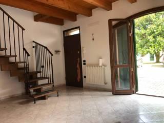 Trilocale piazza Umberto I 1, Centro, Arquà Polesine — foto 9 di 17