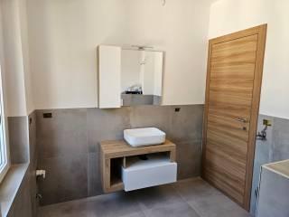 Trilocale via Solferino 4, Centro, Galbiate — foto 11 di 30