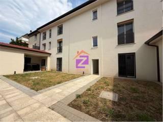 Trilocale via Camillo Conte di Cavour, 25, Centro, Orzinuovi — foto 2 di 17