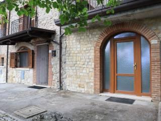 Terratetto unifamiliare piazza Castello, Centro, Castel di Sangro — foto 6 di 28