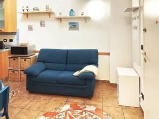 Trilocale via De Rege, 36, Centro, Albisola Superiore