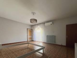 Quadrilocale via Brescia, Centro, Nave — foto 4 di 12