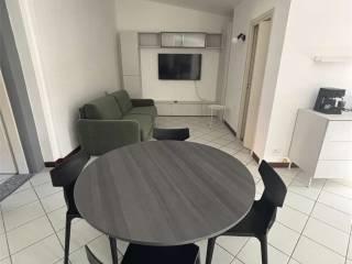 Bilocale piazza de Crisfoferis, Centro, Sesto Calende — foto 9 di 12