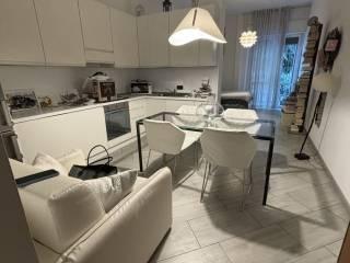 Bilocale ottimo stato, piano terra, Centro, Travacò Siccomario — foto 5 di 10