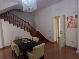 Quadrilocale ottimo stato, su più livelli, Casapulla — foto 4 di 14