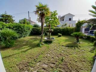 Villa bifamiliare via Terracina 102, Centro, San Felice Circeo