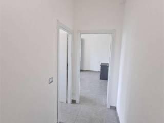 Bilocale via Mazzini, 10, Locate Varesino