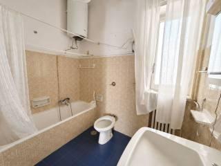 Bilocale via Pitagora 24, Borgo, Taranto