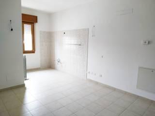 Monolocale via Giuseppe Garibaldi 48, Centro, Moglia — foto 3 di 5
