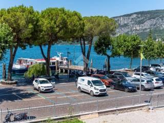 Appartamento via Virgilio 2, Garda — foto 9 di 38