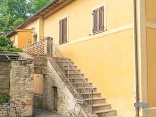 Casale Strada Bagnaia Pilonico Materno 5, Castel del Piano - Pila, Perugia — foto 3 di 5
