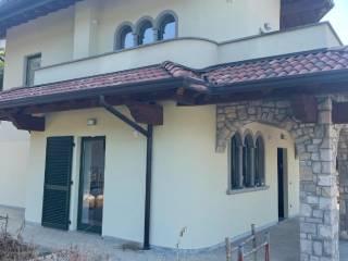 Villa unifamiliare via Sant'Antonio 26, Selvino — foto 2 di 10
